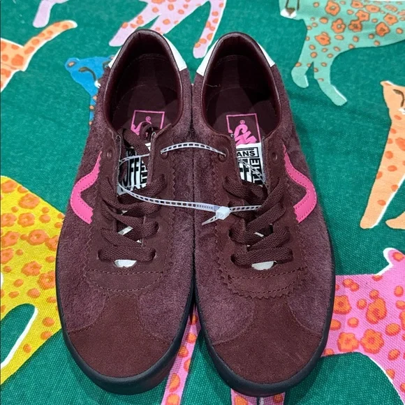 NEW VANS BURGUNDY PINK LOW LACE UP SNEAKERS - Picture 4 of 7